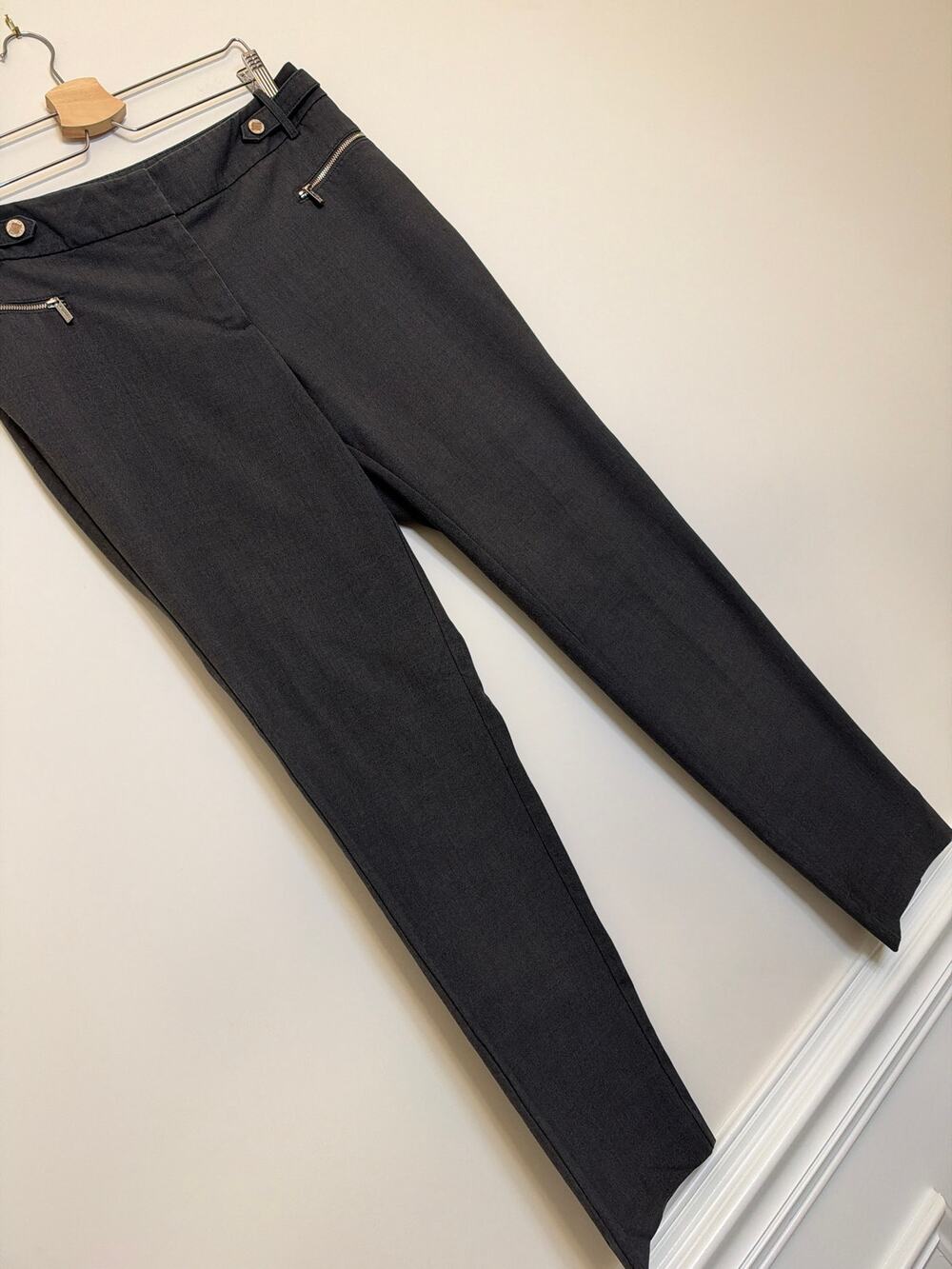 Calvin Klein Gray Zipper Pocket Trouser Pants Size 8